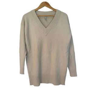 Athleta Cream V-Neck Sweater